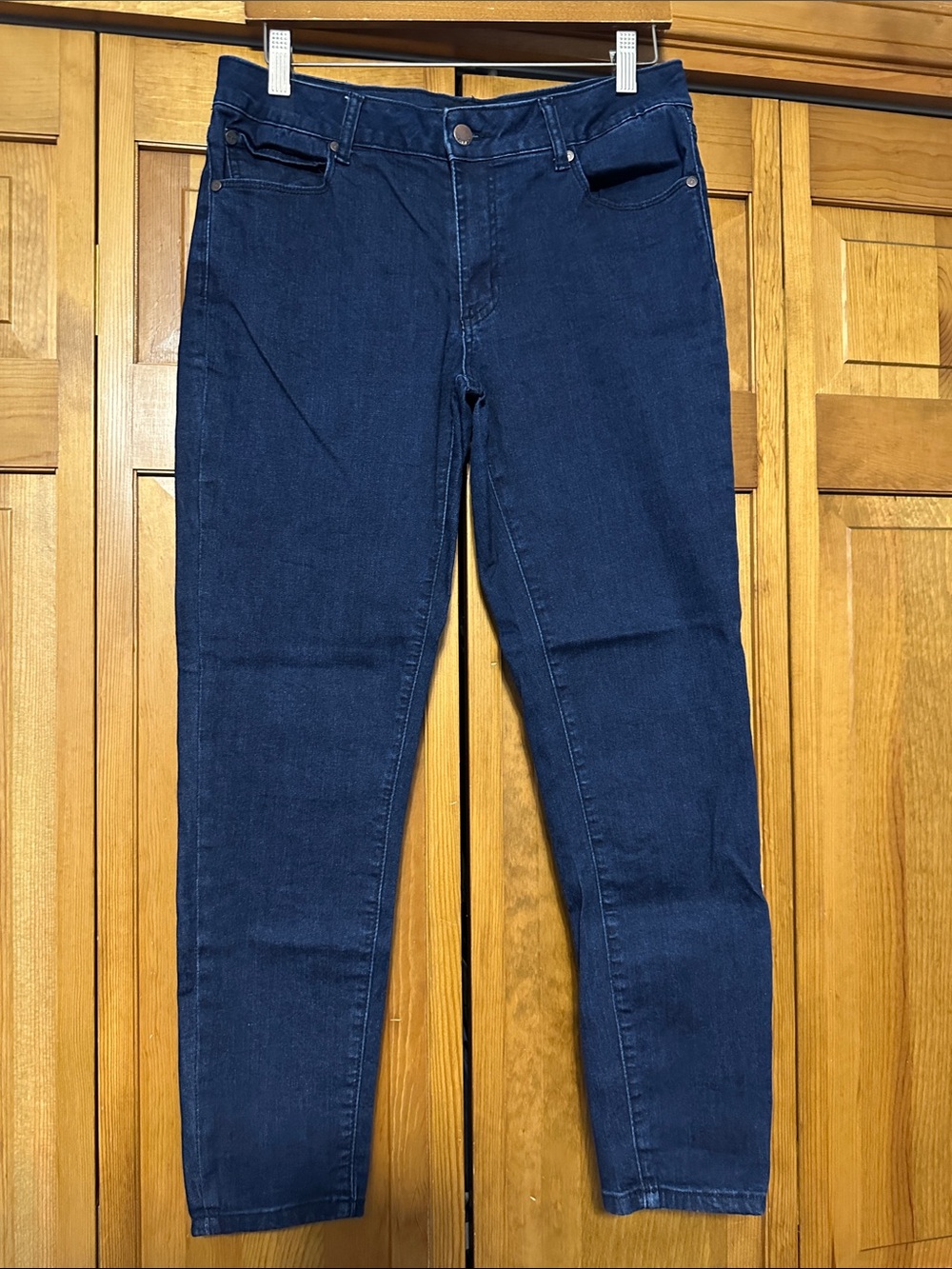 Tahari Kelly Classic Skinny Dark Blue Jeans Size 8/29